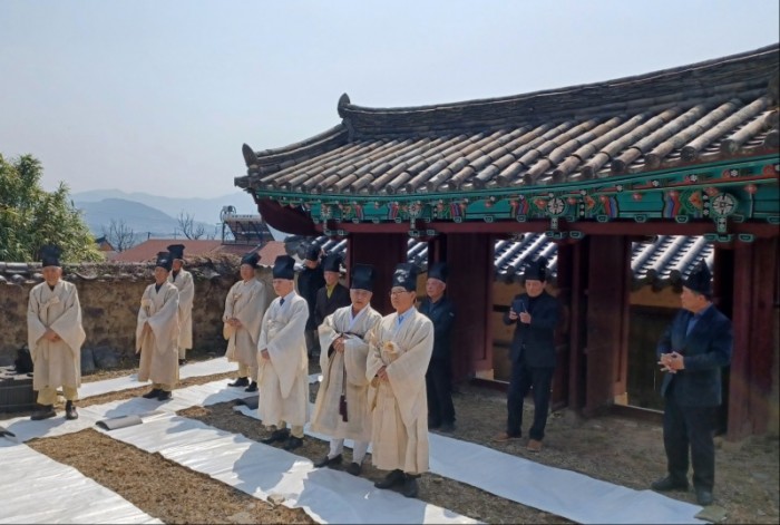 참례자2.jpeg
