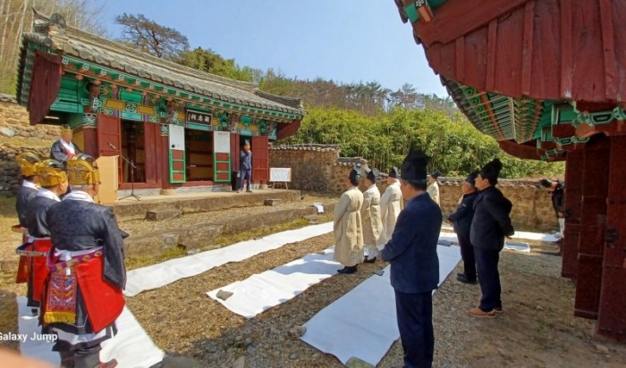 위원장 인사.jpeg